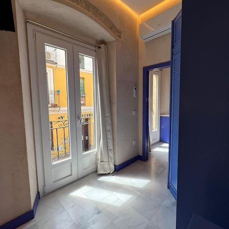 Philippe'S Home Triana Sevilla Eksteriør billede